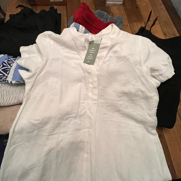 Bundle of Target, H&M, Old Navy, and GapFit Items Bundle (15 Items) - Picture 5 of 14